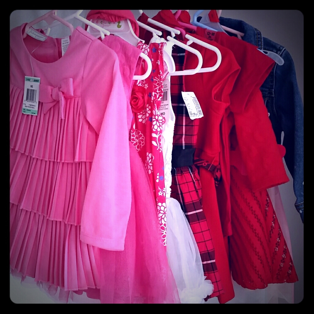 BUNDLE! LOT OF GIRL DRESSES/CLOTHES